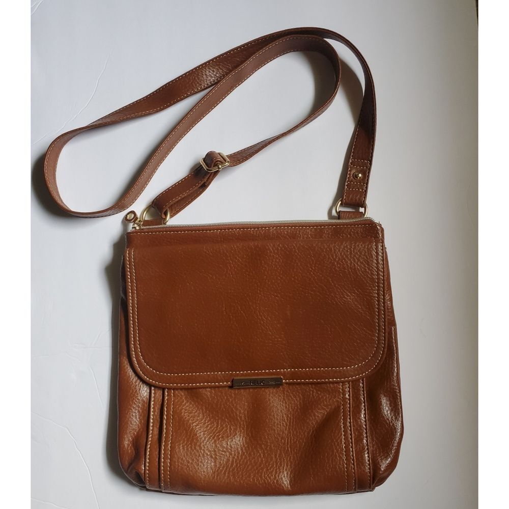 Relic Kenna Top Zip Crossbody